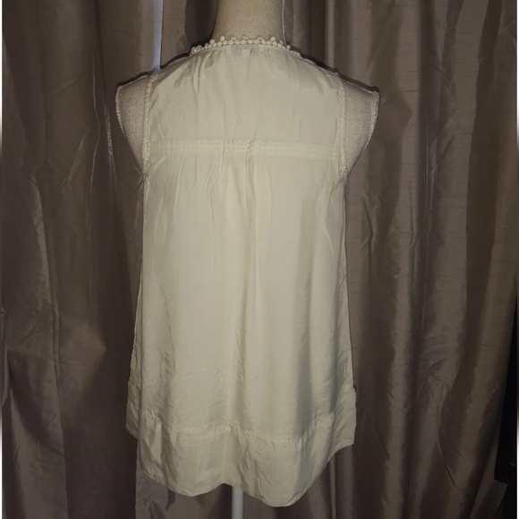 Cream Sleeveless Coquette Blouse NEXT UK 10 Broderie Anglaise Trim Ball Buttons. - Picture 4 of 11